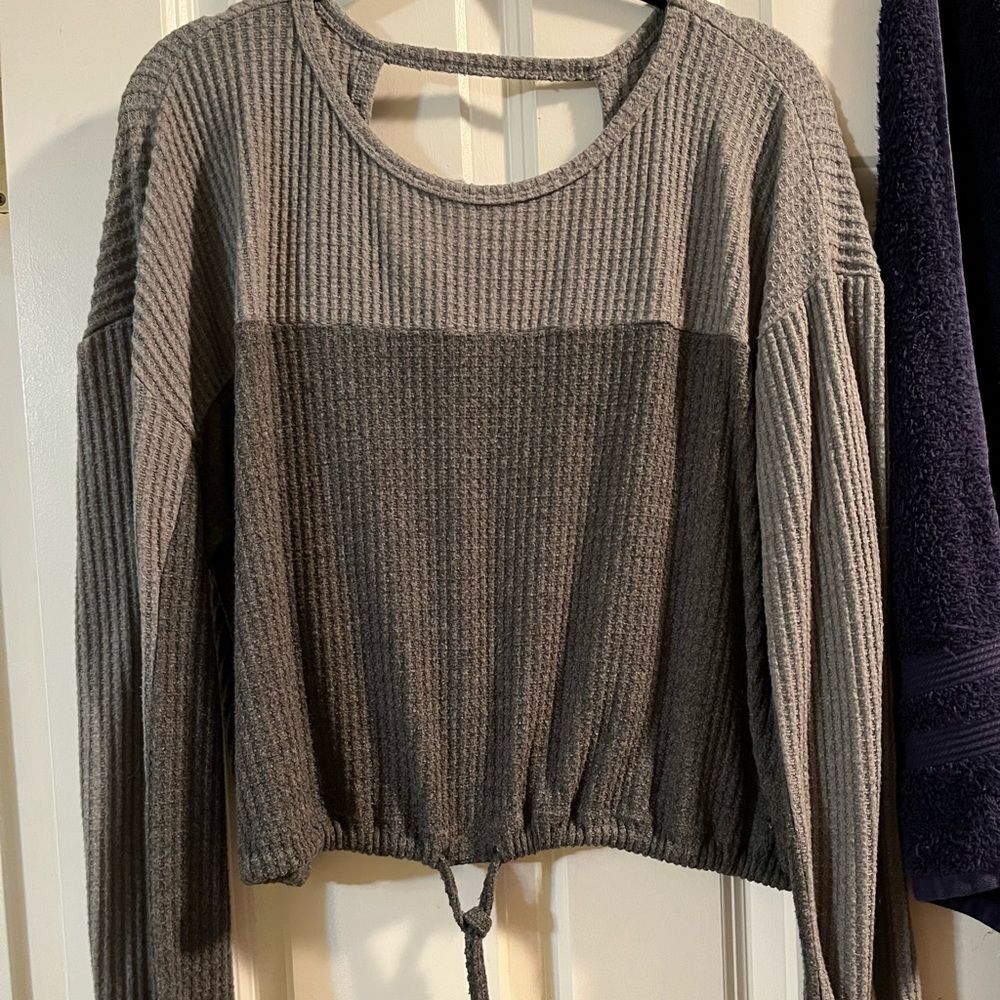 hollister grey cinchable sweater size small